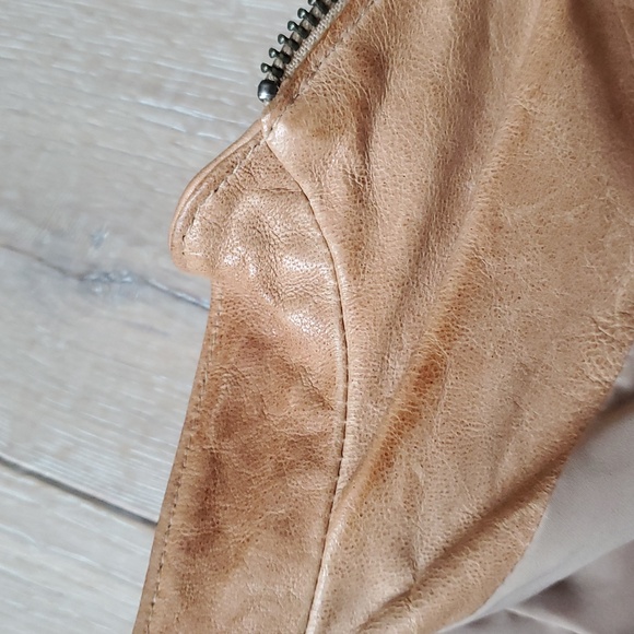 Danier Tan Leather Jacket - Picture 10 of 16